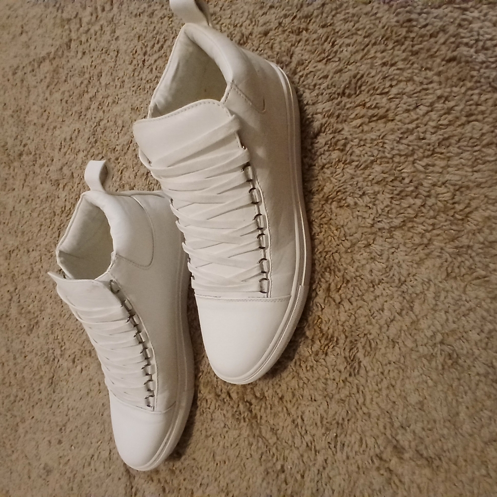 Stylish White High-Top Beverly Hills Polo Club Sneakers